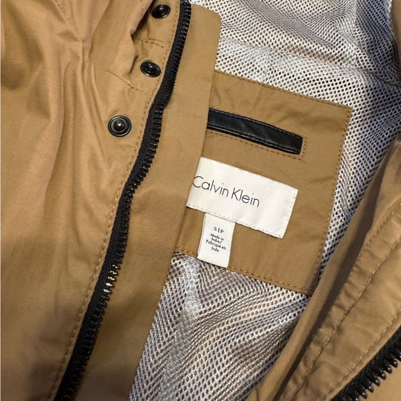 Calvin Klein Women’s Brown Windbreaker with Black Details - Picture 2 of 10